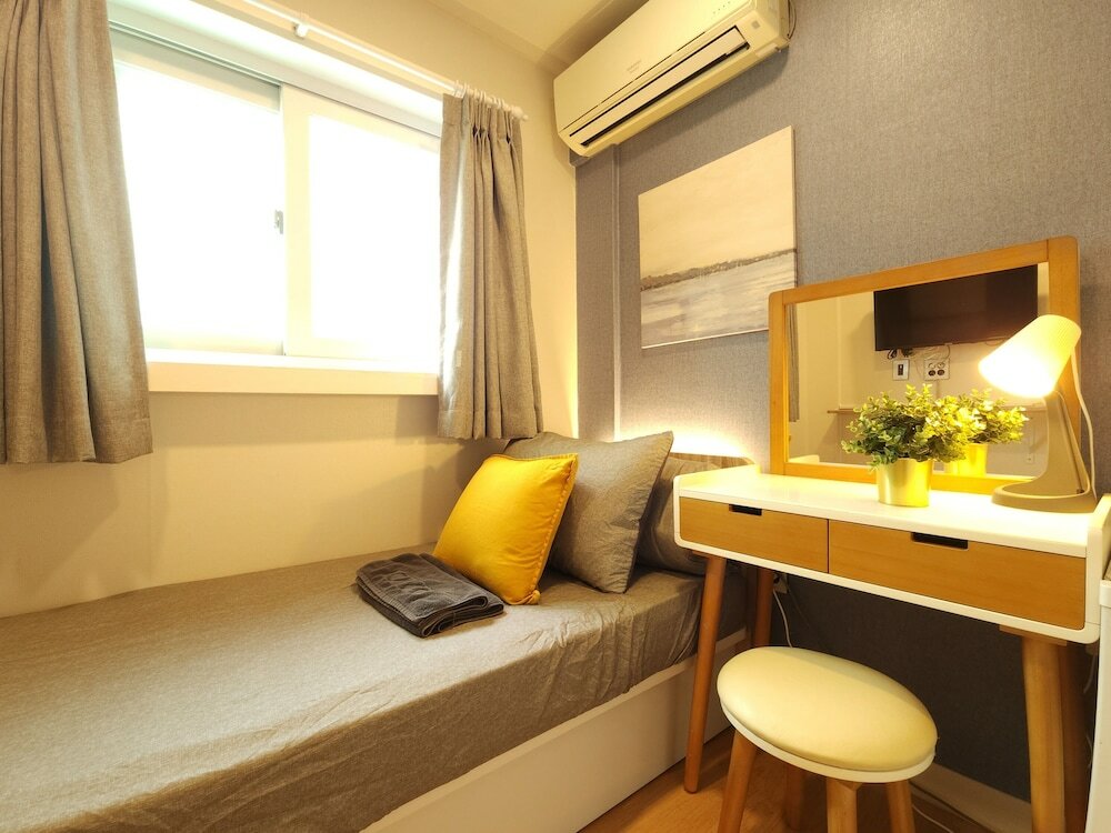 Фото Oyo Myeongdong 5 Lodge
