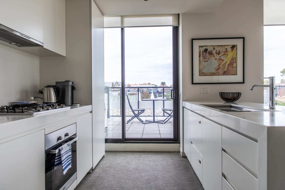 Фото Stylish 1 Bedroom Apartment in Bustling Richmond