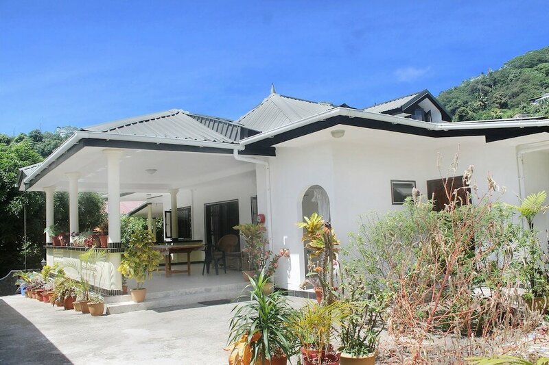 Гостиница Lapasyans Self-Catering