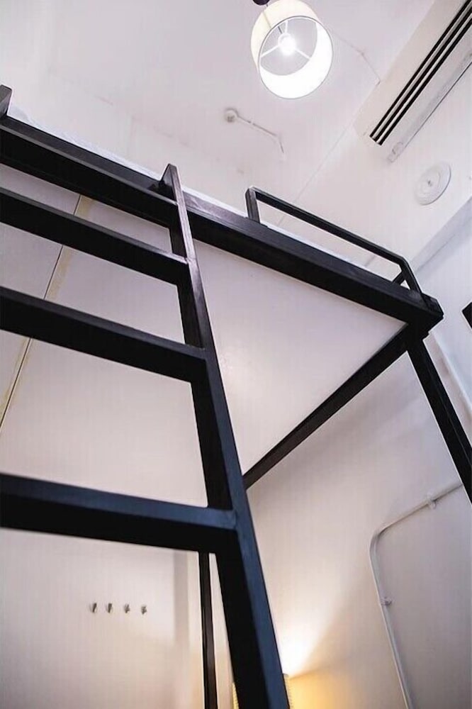 Фото K Hotel Aliwal - Hostel