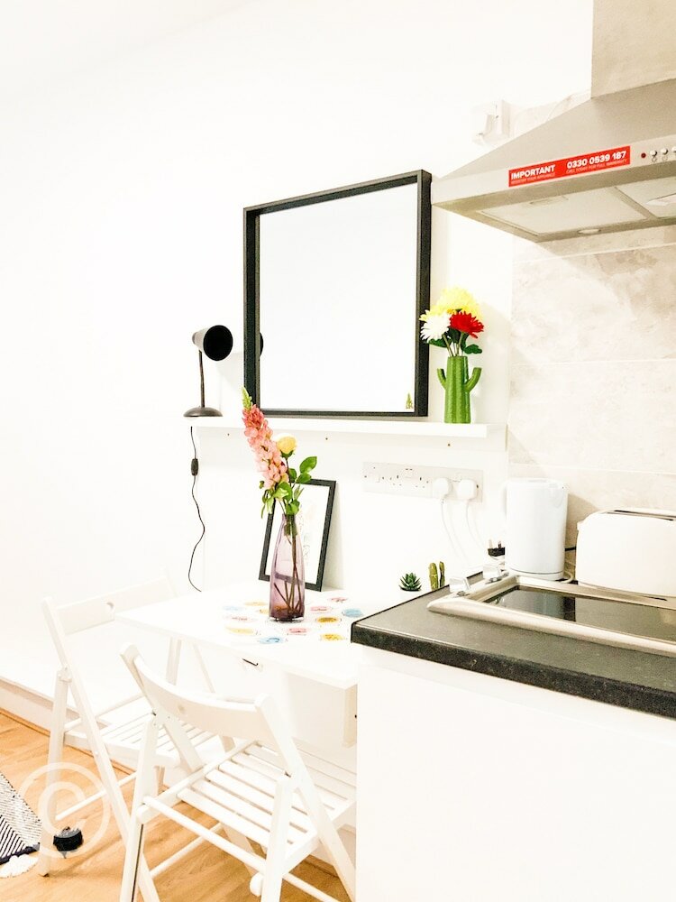 Фото Cricklewood Studio Flats