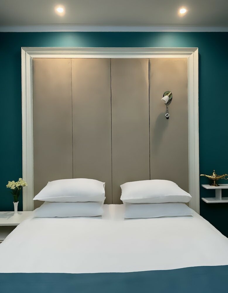 Фото Seven Beauties