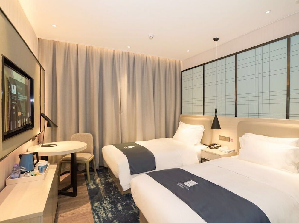 Фото Echarm Hotel