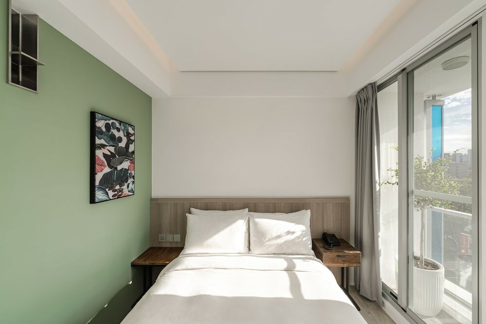 Фото 1li7e Hotel