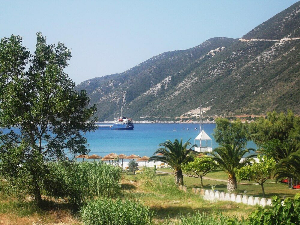 Фото отеля 3