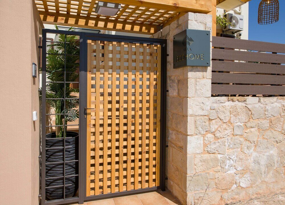 Фото EcoHome Villa