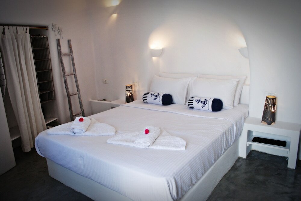 Фото Naftilos Houses