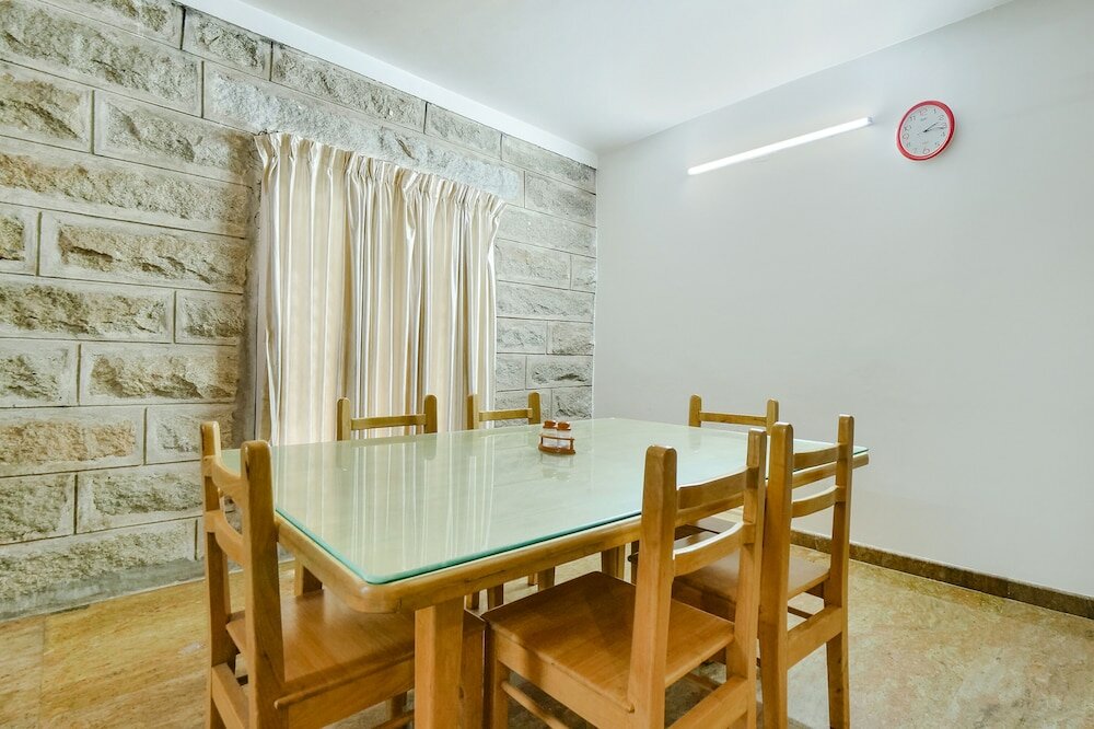 Фото Fabexpress Krishna Suites