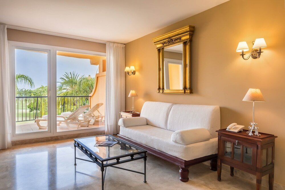 Фото Hotel Guadalmina