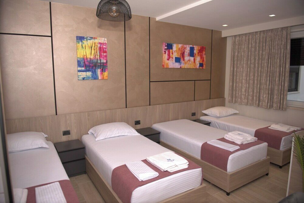 Фото Hotel Monopol