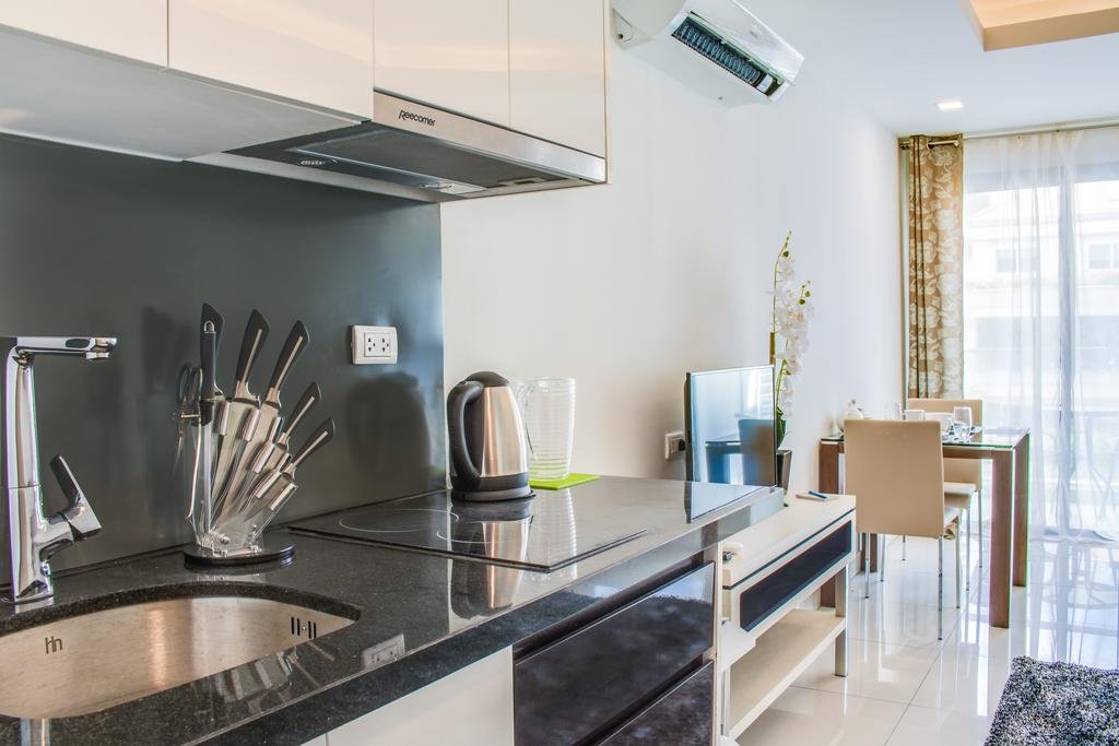 Фото C View Residence