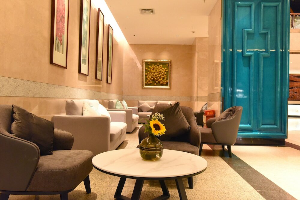 Фото Asia International Hotel Guangzhou