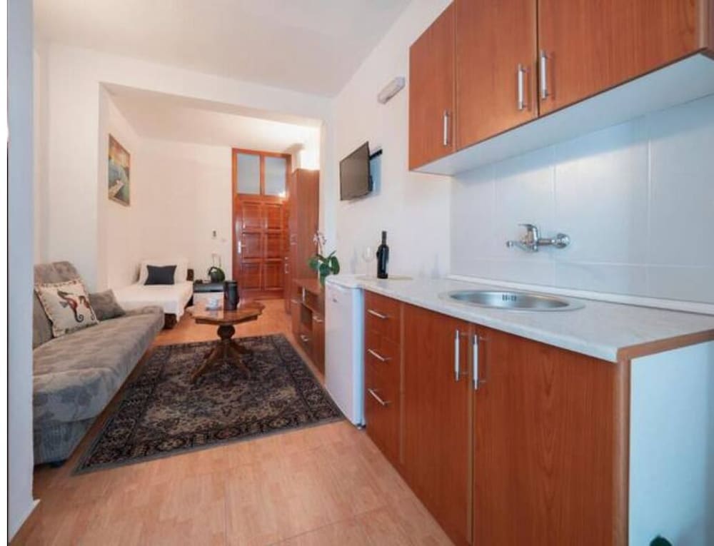 Фото Mediterranean Guest House Balkan