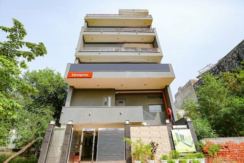 FabHotel F9 Rohini Sector 24