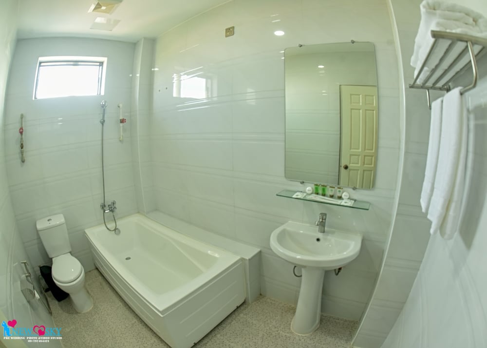 Фото Hotel Homey Mandalay