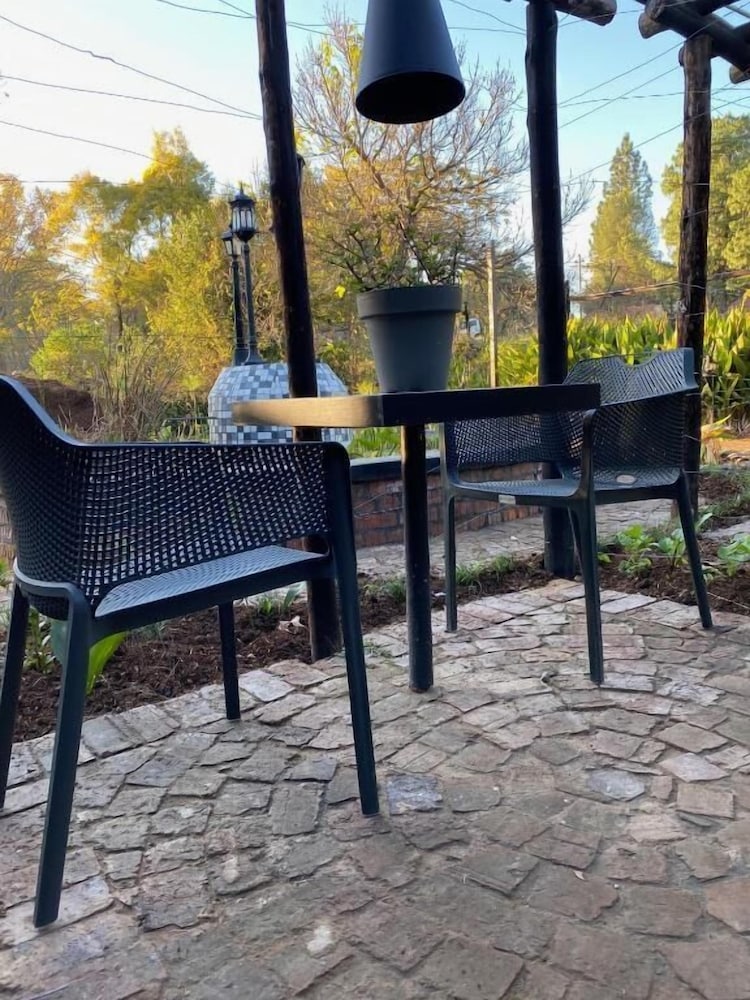 Фото Four20 Bespoke Hotel