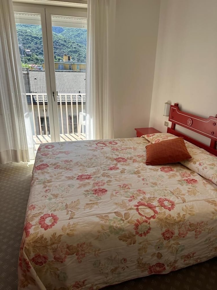 Фото Bike Garnì Villa Maria Torbole