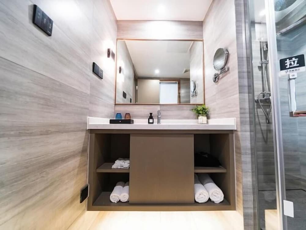 Фото Gya Hotel Jin Ji Lake Oriental Gate