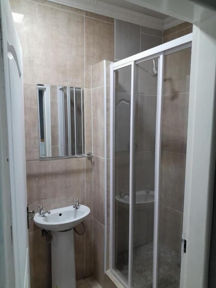 Фото Kennzy Guesthouse