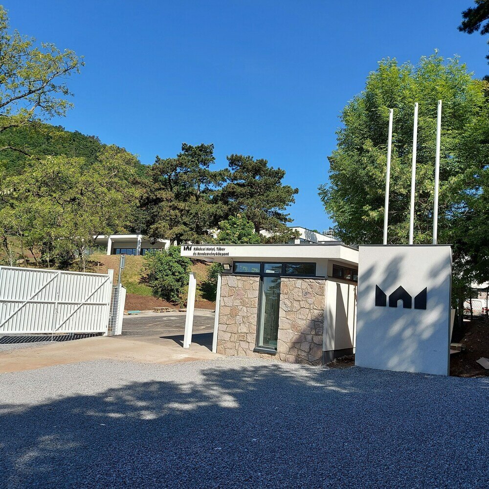 Фото Rákóczi Hotel