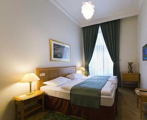 Гостиница Grandhotel Ambassador National House в Карловых Варах