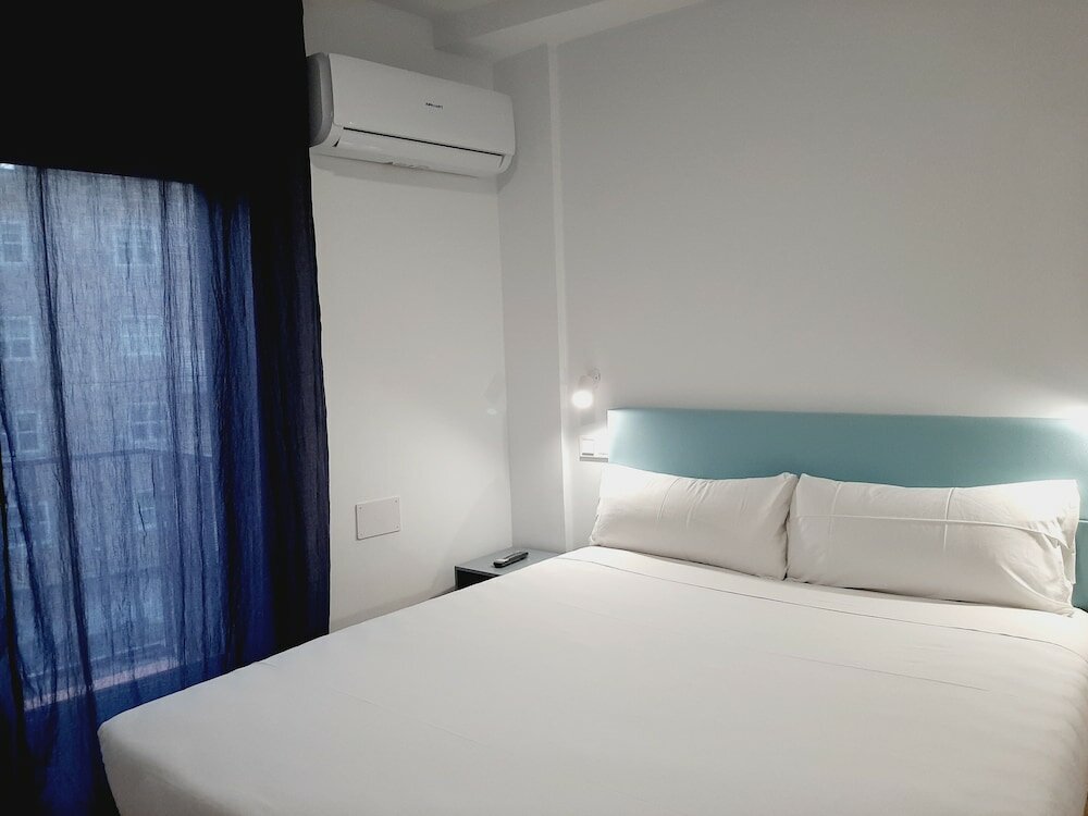 Фото Hostal Carmen by gaiarooms