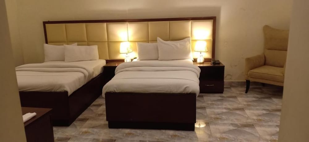 Фото Hotel S. R. Lounge