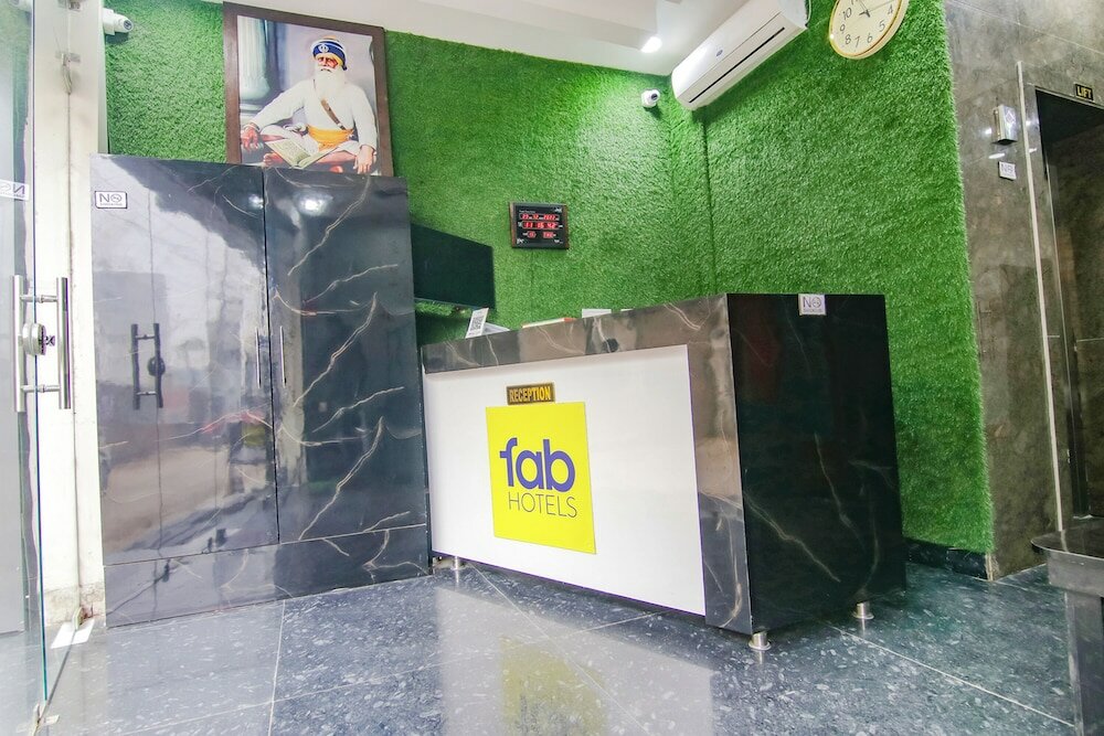 Фото Fabhotel Golden Gate