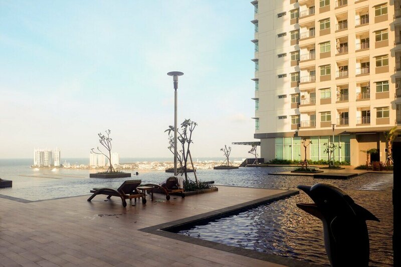 Апартаменты Clean 2br Green Bay Apartment near Baywalk Mall Pluit в Джакарте