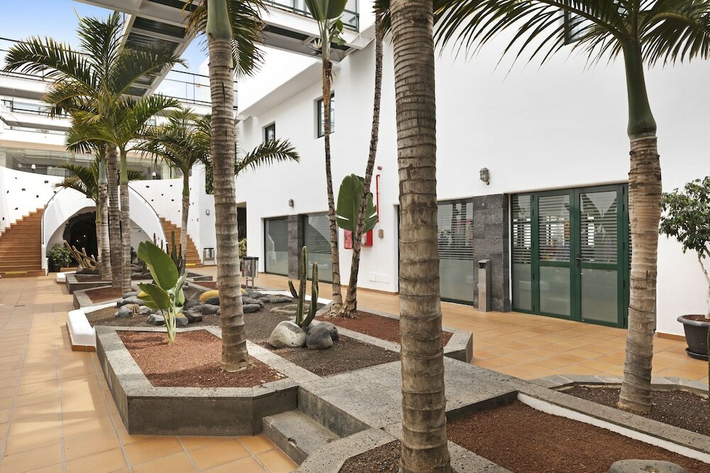 Фото Отель Thb Flora Aparthotel
