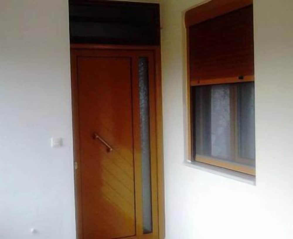 Фото Argiroupolis Maria Rooms