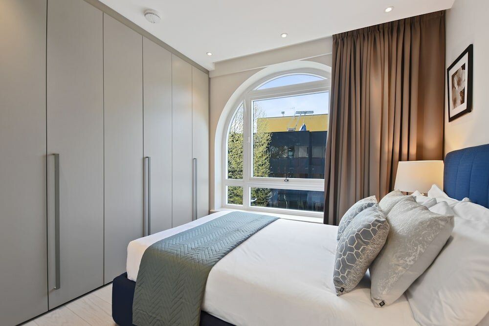 Фото Vauxhall Bridge Road by Q Apartments