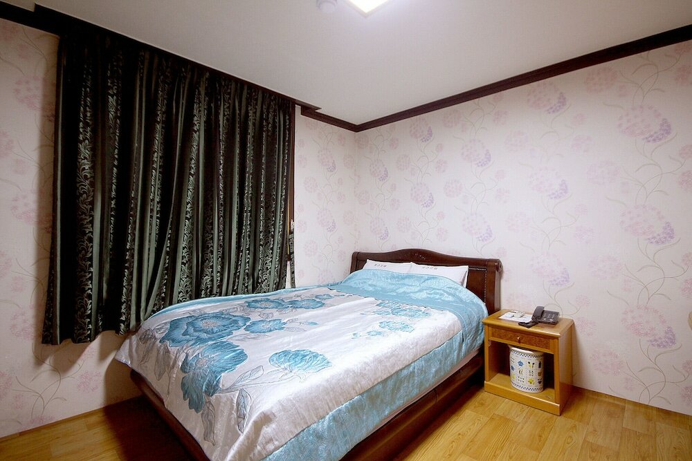 Фото Yeosu Rosen