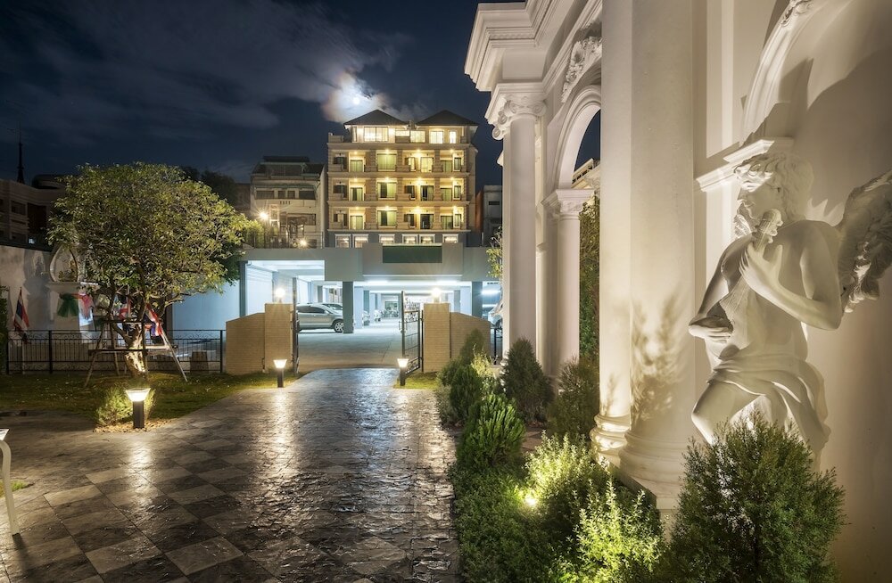 Фото Nine River Hotel