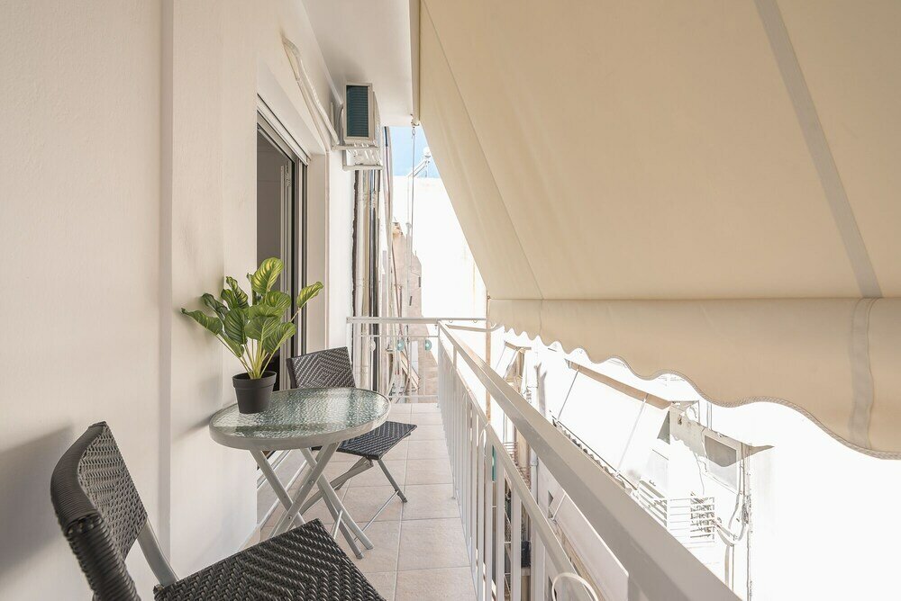 Фото Live AS A Greek in Athena