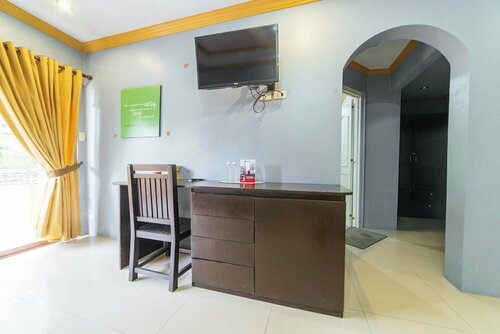 Гостиница RedDoorz @ Tolentino East Road Tagaytay в Тагайтае