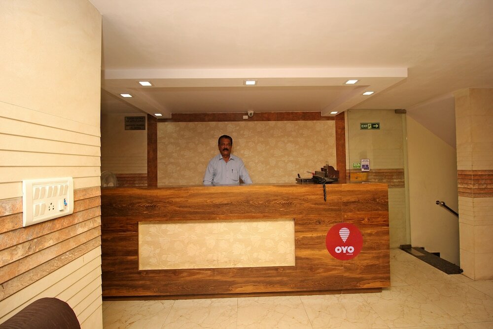 Фото Oyo 4883 Duke Hotel