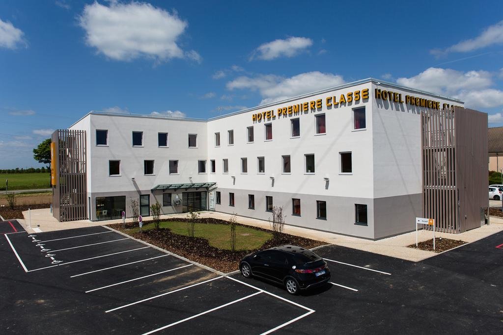 Фото Hôtel Première Classe Chartres Barjouville