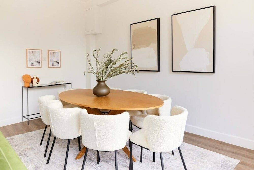 Фото The Fulham Escape - Alluring 5bdr Flat