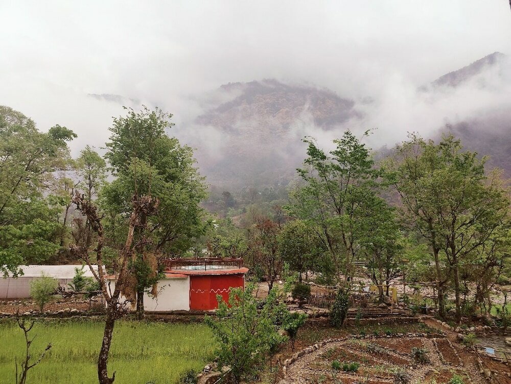 Фото Himalayan River Garden