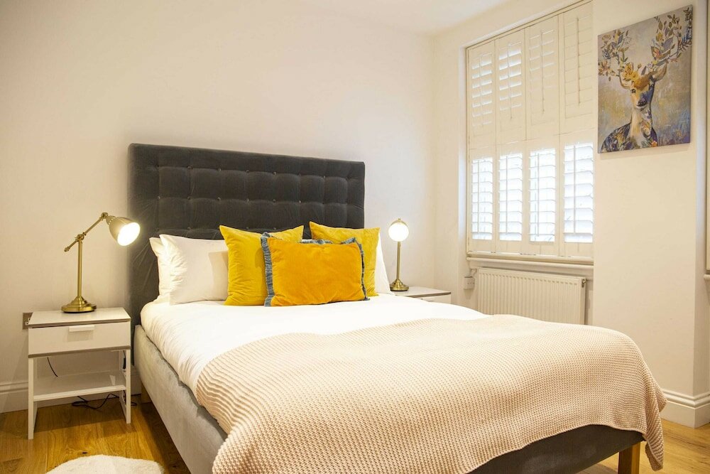 Фото Bright Chelsea Garden Nest