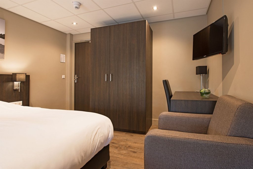 Фото Fletcher Hotel Restaurant Prinsen