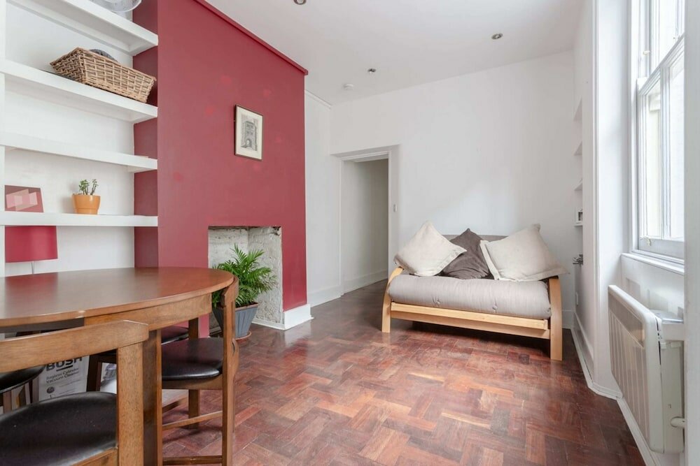Фото Modern 2 Bedroom Flat in Central London