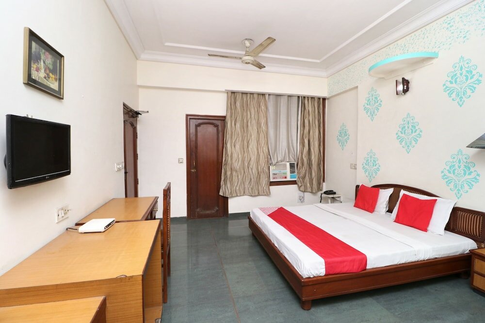 Фото Oyo 8623 Hotel Destination