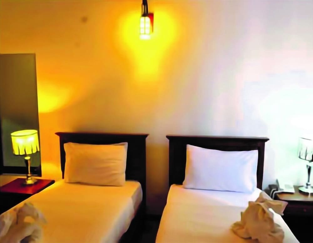 Фото Daffodils Hotel