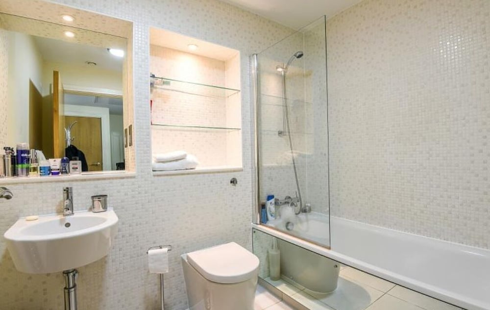 Фото One Bed Apartment in Waterloo near Southwark