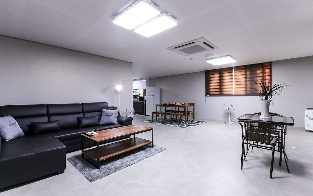 Фото Pohang Ocheon Q Self Check-in Motel