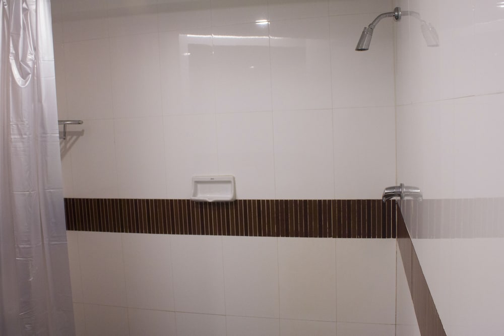 Фото Hatyai Holiday Hotel