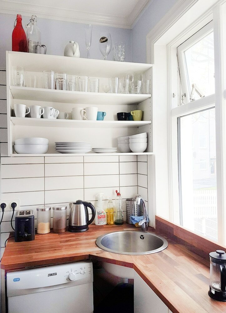 Фото Refurinn Reykjavik Guesthouse - Hostel