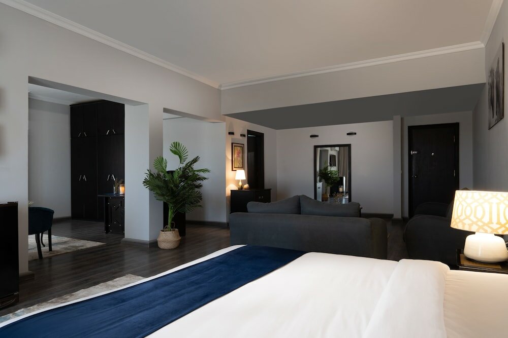 Фото Assiut Cement Hotel